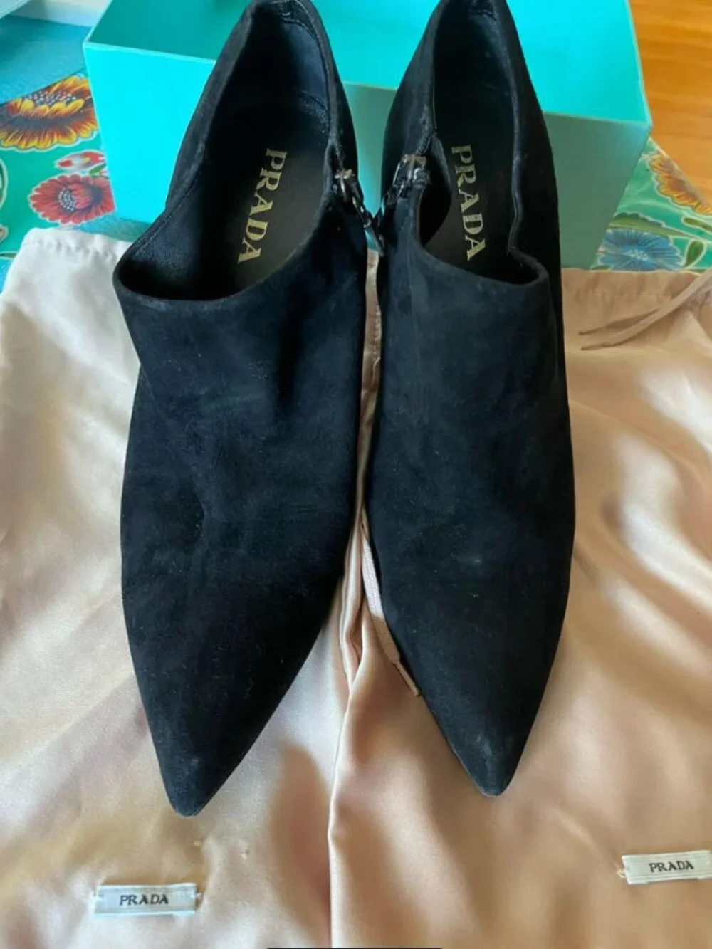 Authentic Prada Calzature Donna Black Suede Ankle Booties Side Zip 38.5 US 8.5